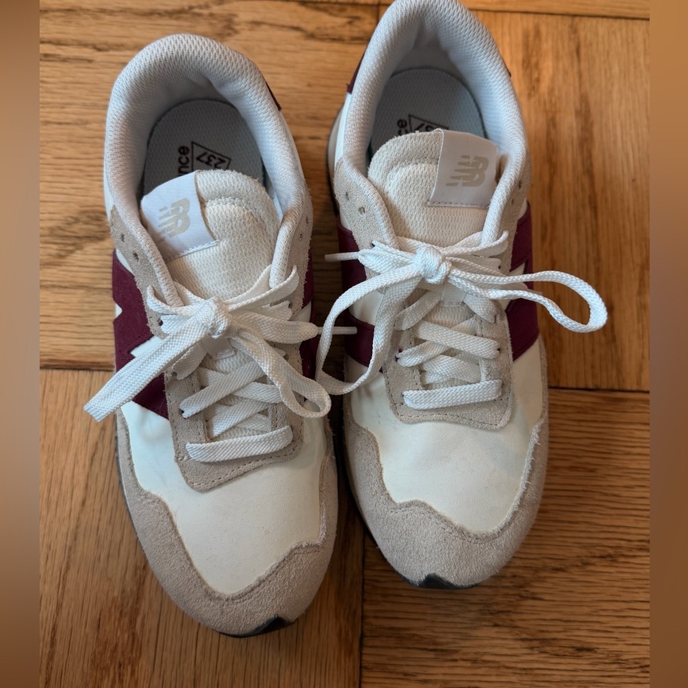 New Balance' White and Burgundy Sneakers
